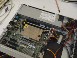 сървър HP ProLiant DL120 G7